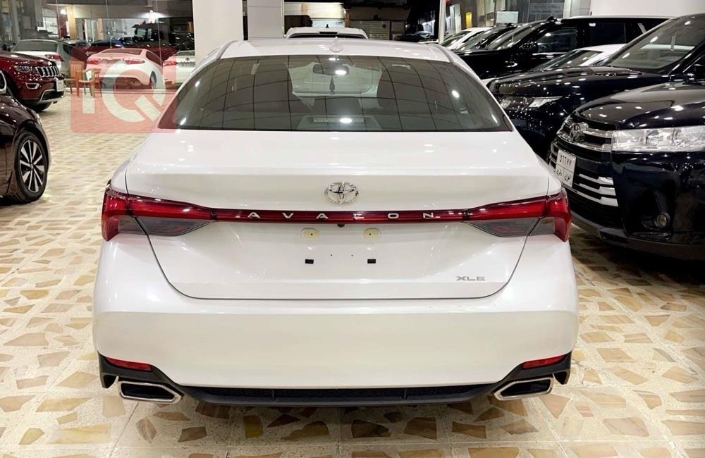 تويوتا أفالون